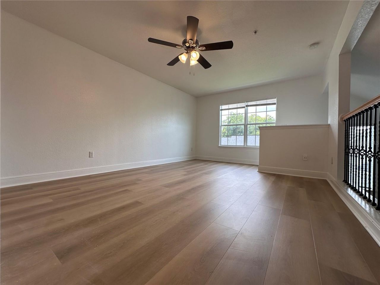 3725 S Lake Orlando Parkway, Unit 4, Orlando, FL 32808 Photo
