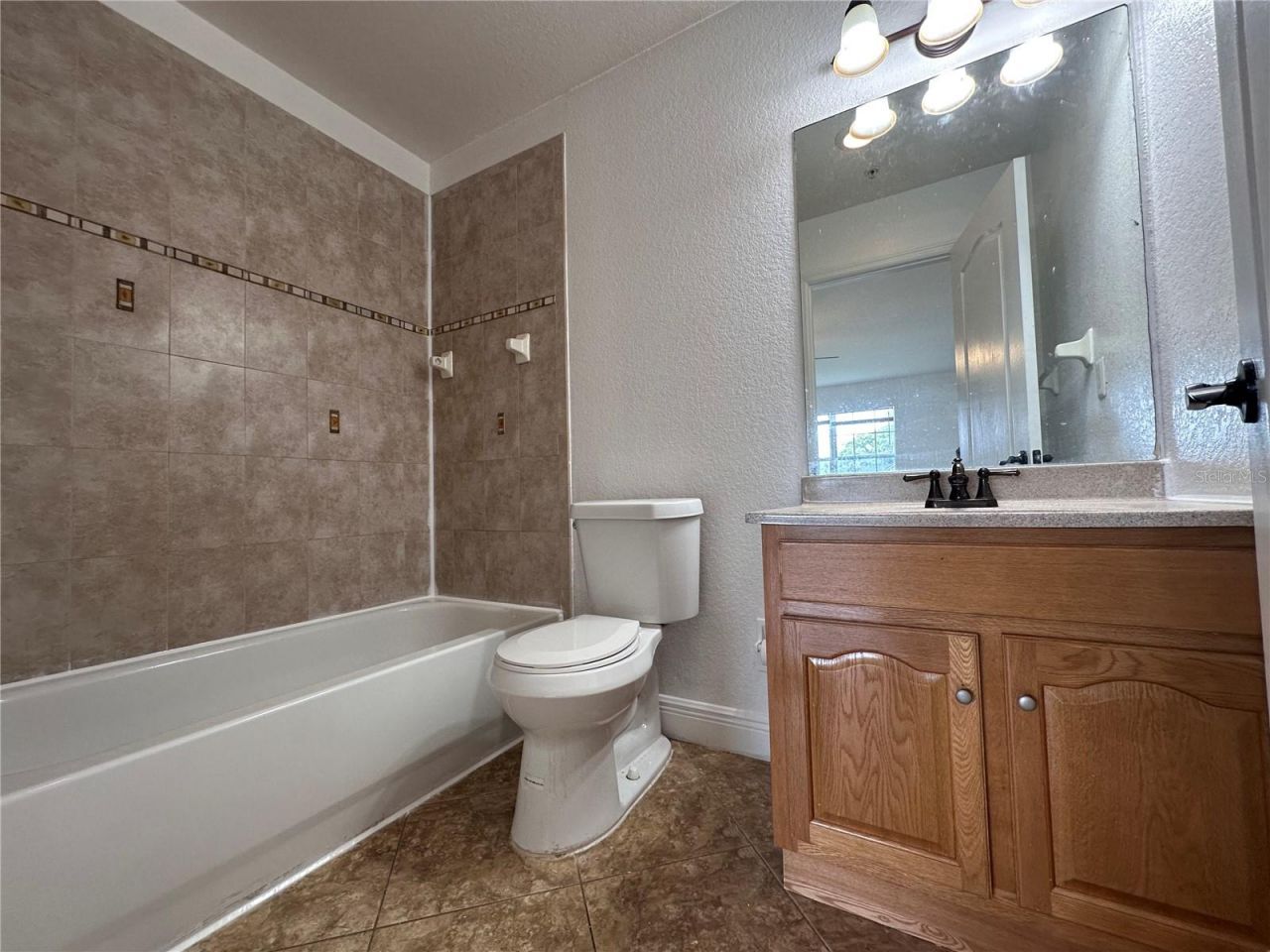 3725 S Lake Orlando Parkway, Unit 4, Orlando, FL 32808 Photo