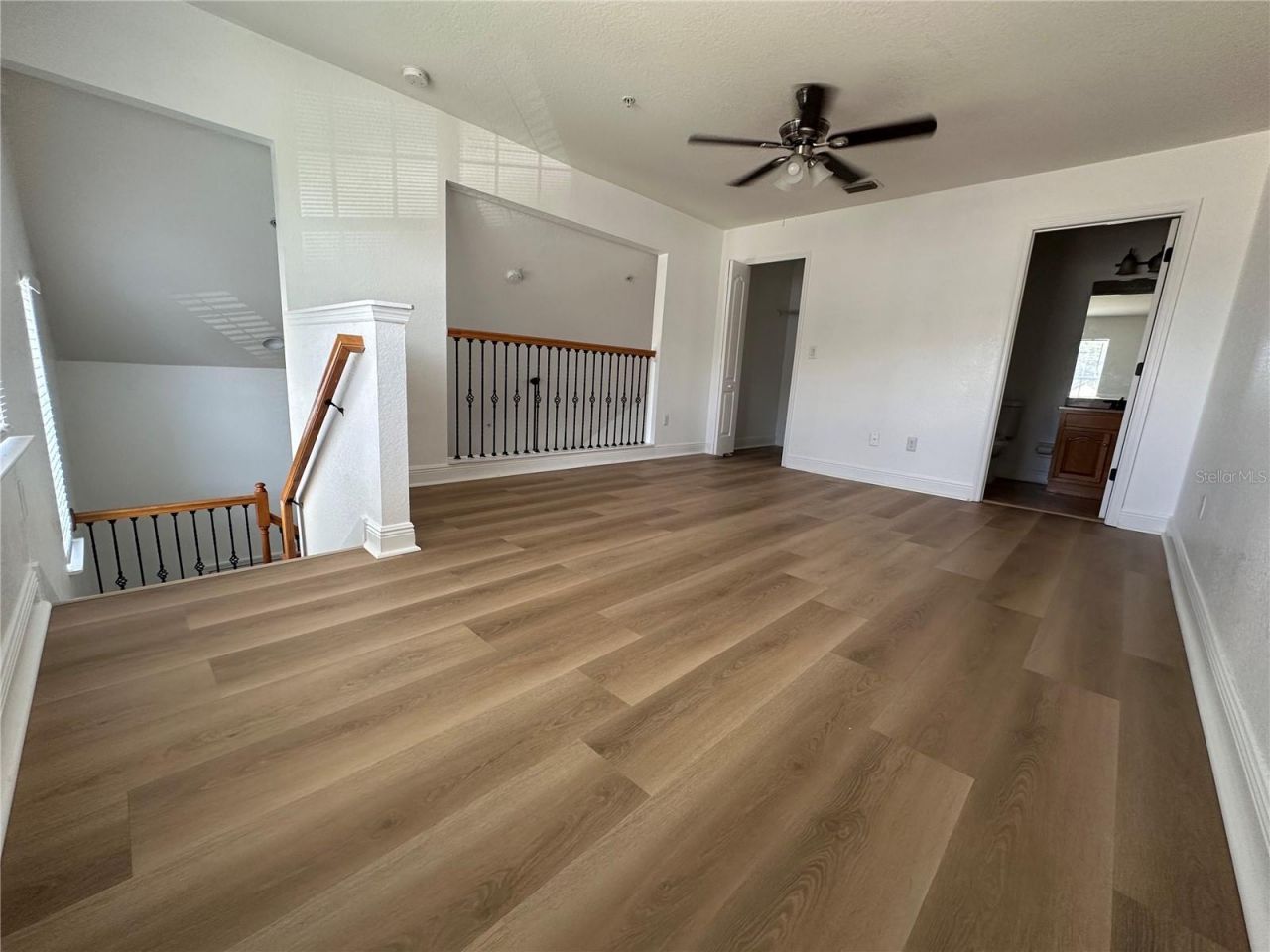 3725 S Lake Orlando Parkway, Unit 4, Orlando, FL 32808 Photo