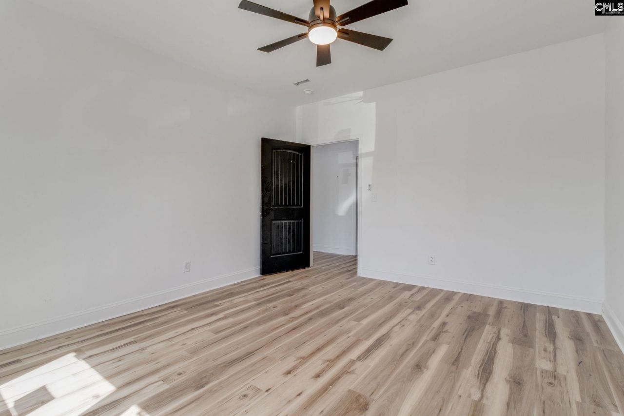 5318 N Main Street Photo 14