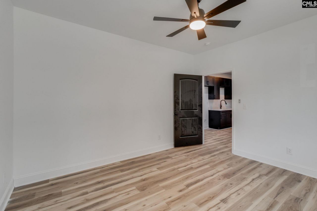 5318 N Main Street Photo 22