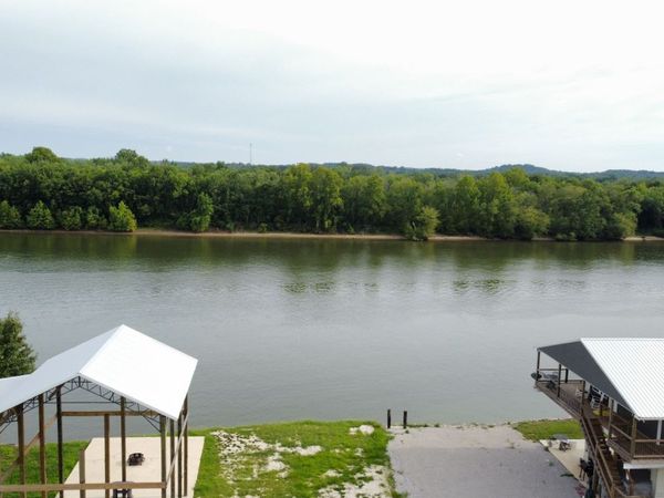 0 Tennessee River, Clifton, TN 38425