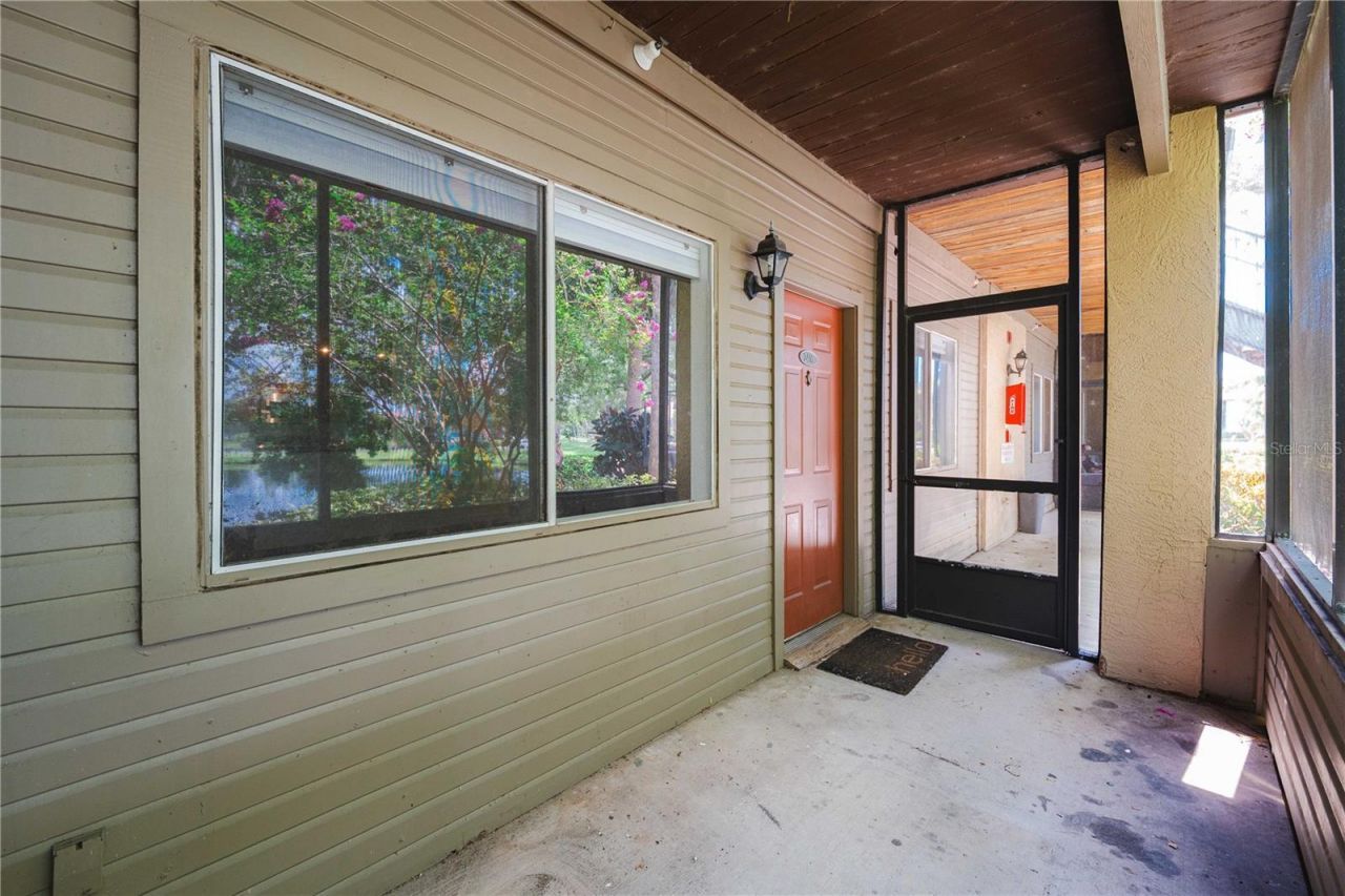 10263 Gandy Boulevard N, Unit 2405, Saint Petersburg, FL 33702 Photo