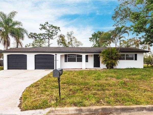 818 Gardenside CT, LEHIGH ACRES, FL 33936