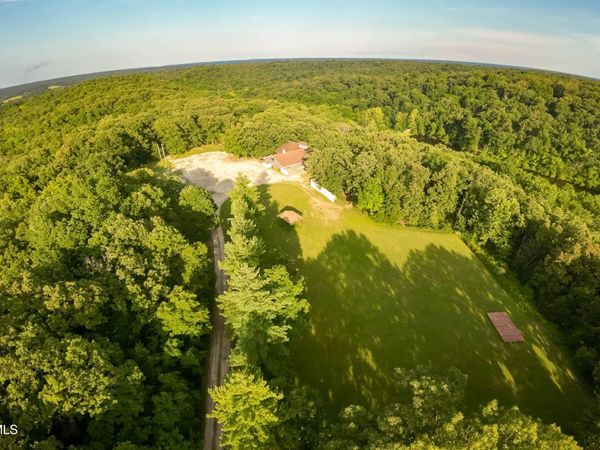 3492 CAMP KEOWN ROAD, Holts Summit, MO 65043