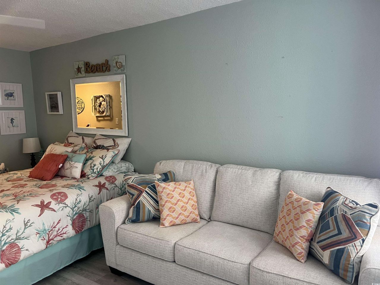 9550 Shore Dr. Photo 16