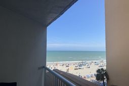 9550 Shore Dr. photo 4