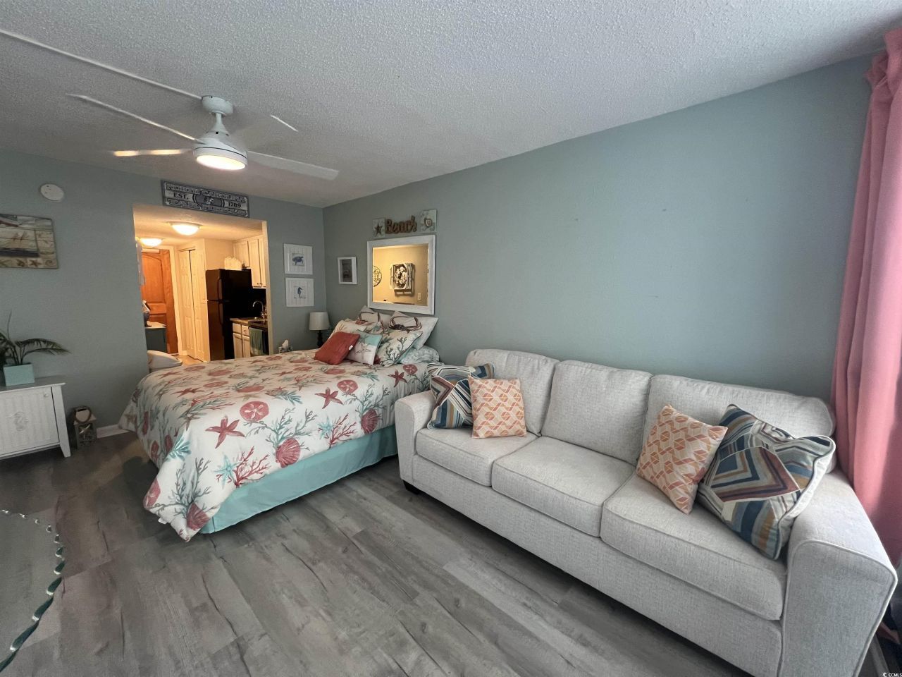 9550 Shore Dr. Photo 5