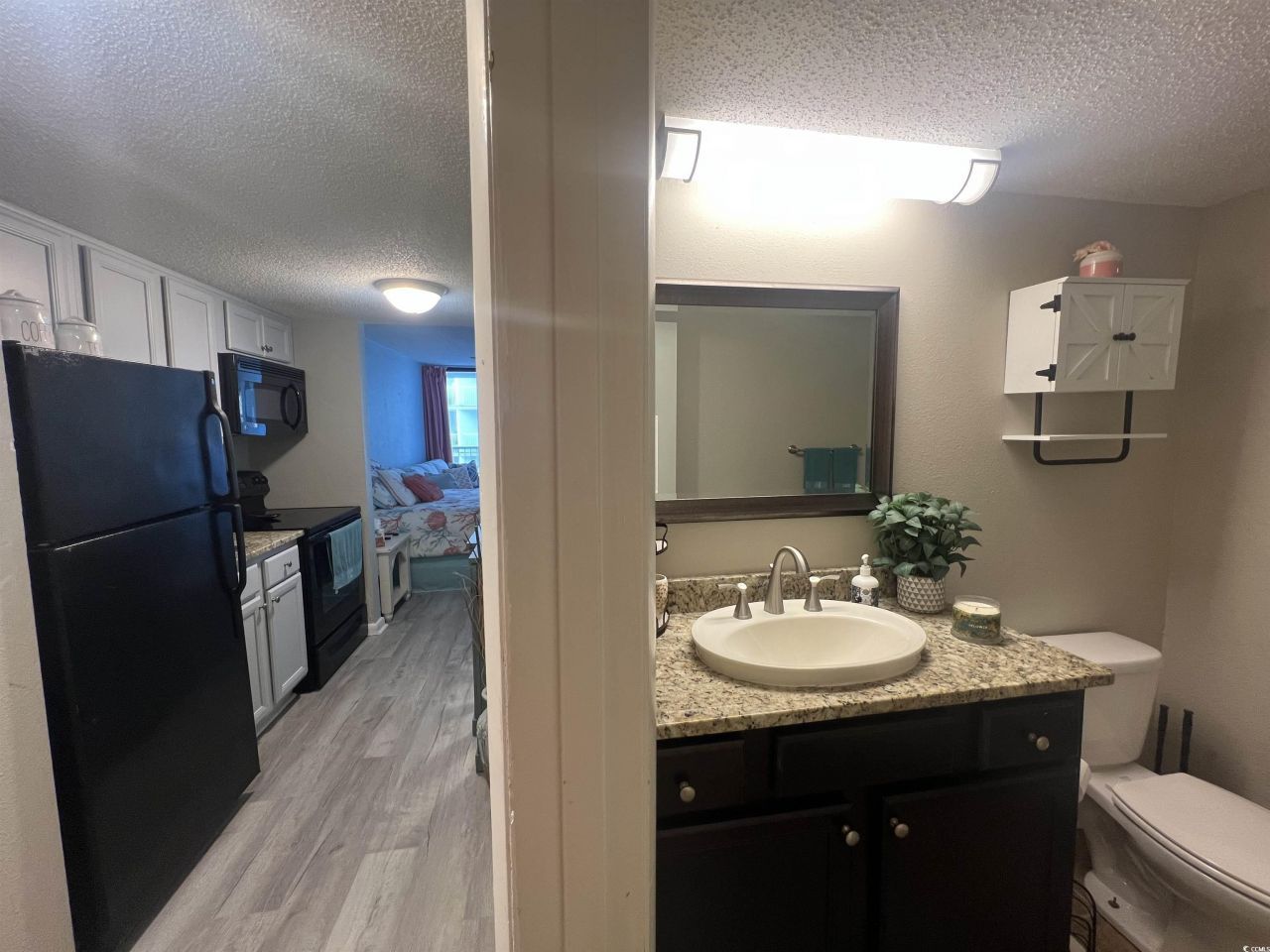 9550 Shore Dr. Photo 8