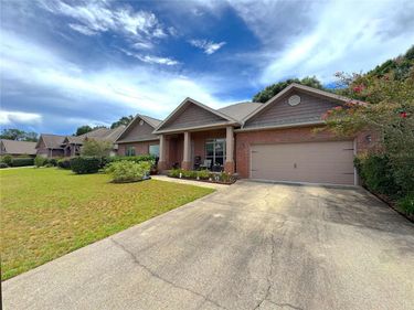 223 PARADISE PALM CIRCLE, CRESTVIEW, FL 32536