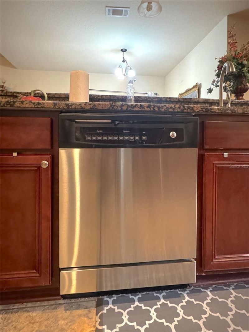 223 Paradise Palm Circle, Crestview, FL 32536 Photo