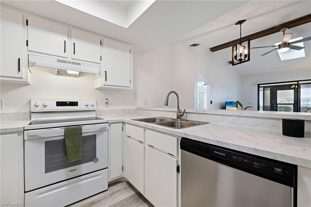 1420 Academy Blvd, Unit 104, Cape Coral, FL 33990 Photo