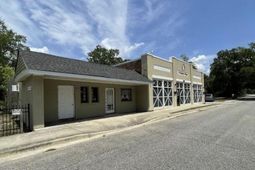 1806 Racepath Ave. photo 4