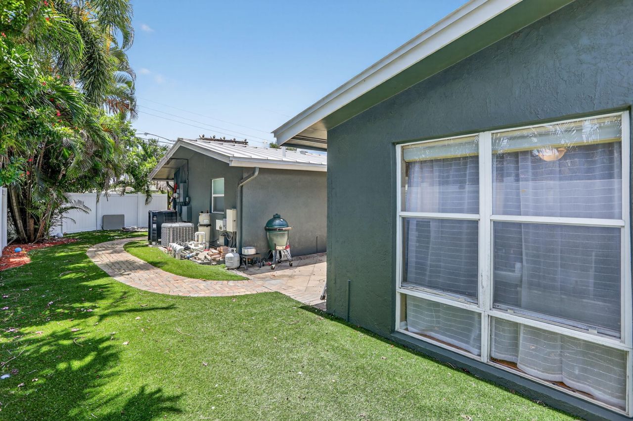 1960 NE 31st Street, Lighthouse Point, FL 33064 Photo