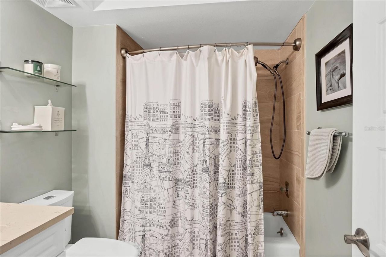 3933 Glen Oaks Manor Drive, Sarasota, FL 34232 Photo