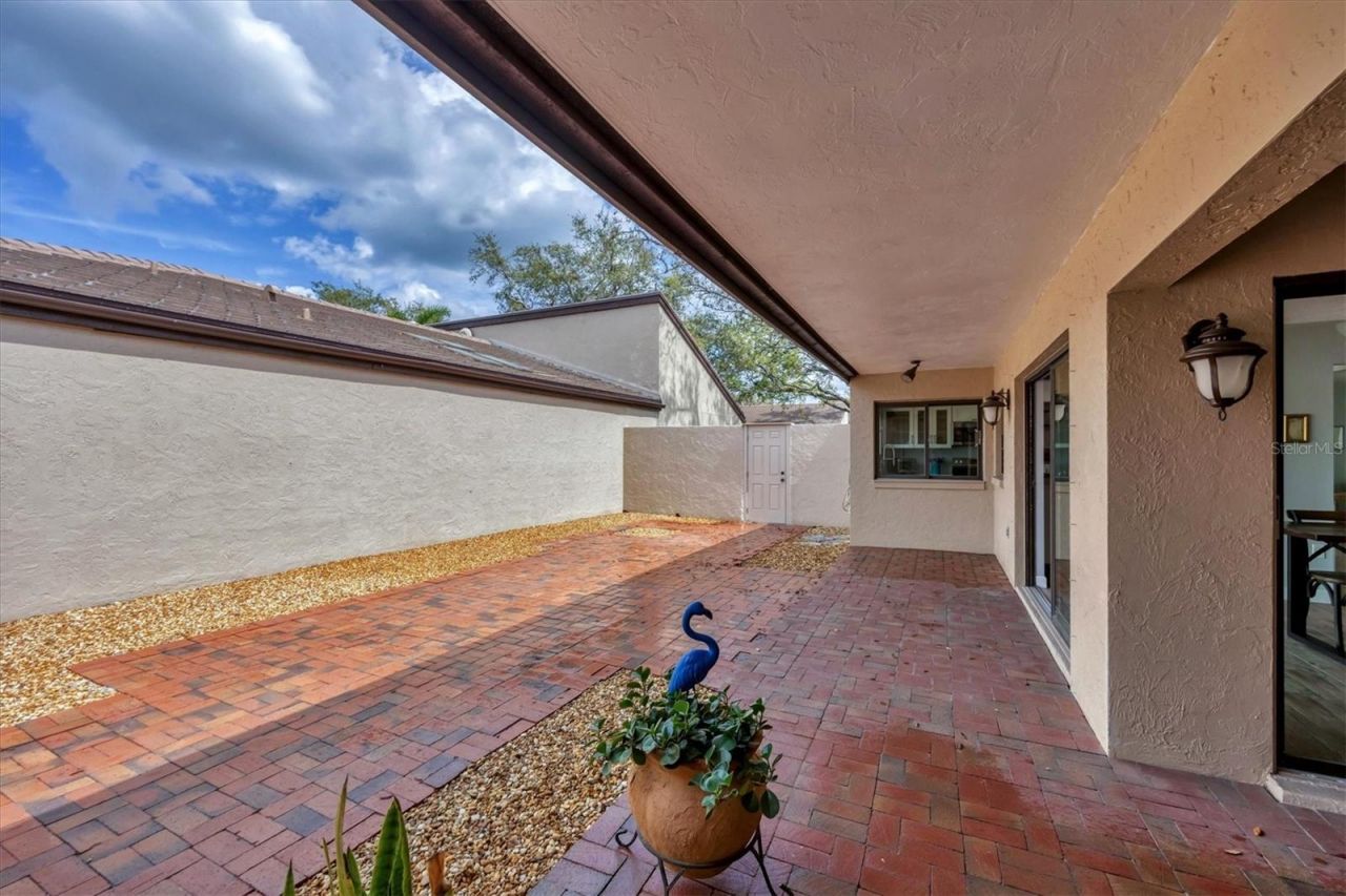 3933 Glen Oaks Manor Drive, Sarasota, FL 34232 Photo