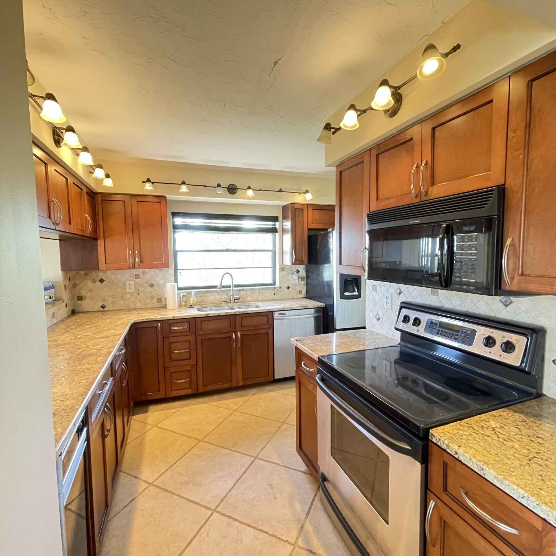 1540 Riverside Drive, Unit 14, Titusville, FL 32780 Photo
