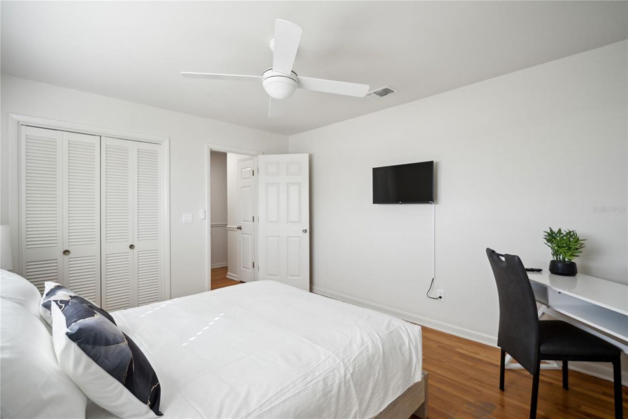 8425 Flagstone Drive, Tampa, FL 33615 Photo