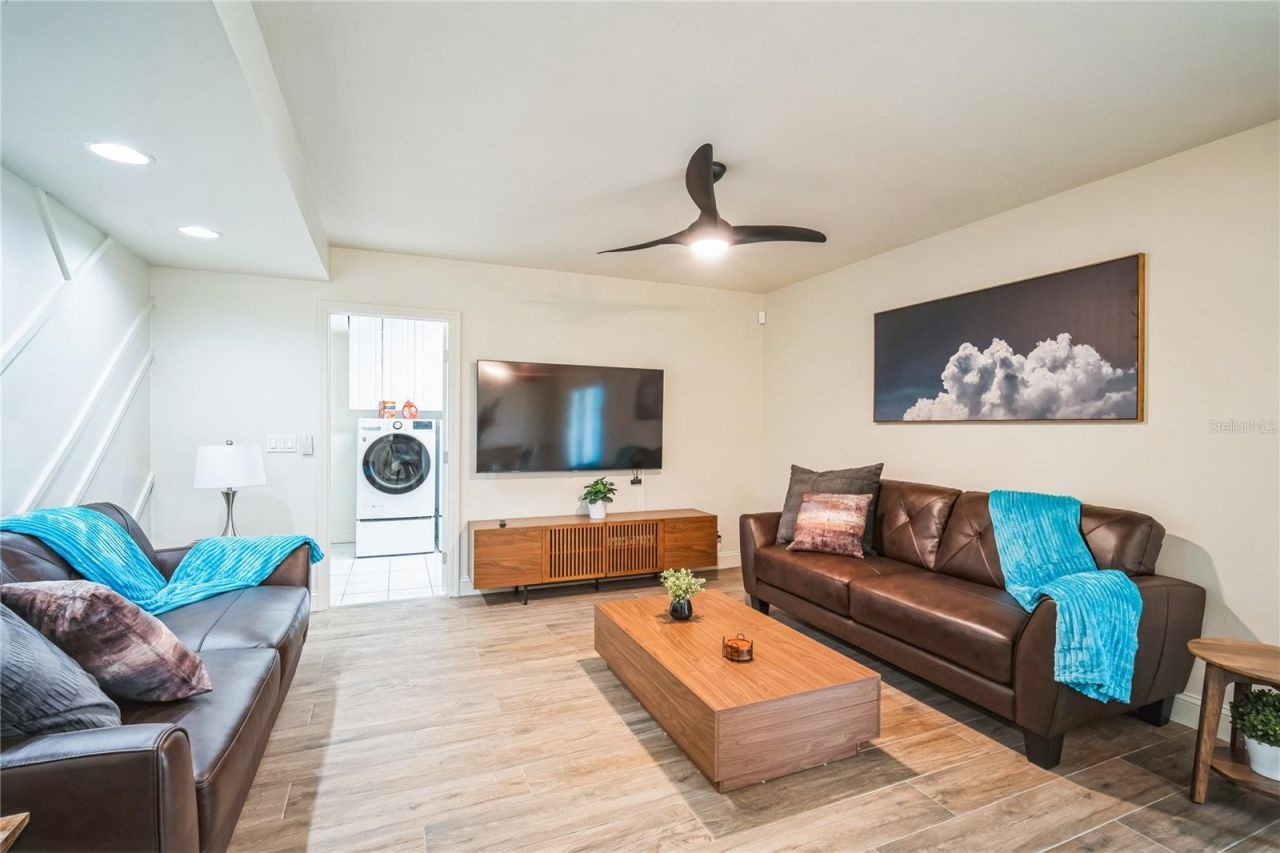 8425 Flagstone Drive, Tampa, FL 33615 Photo