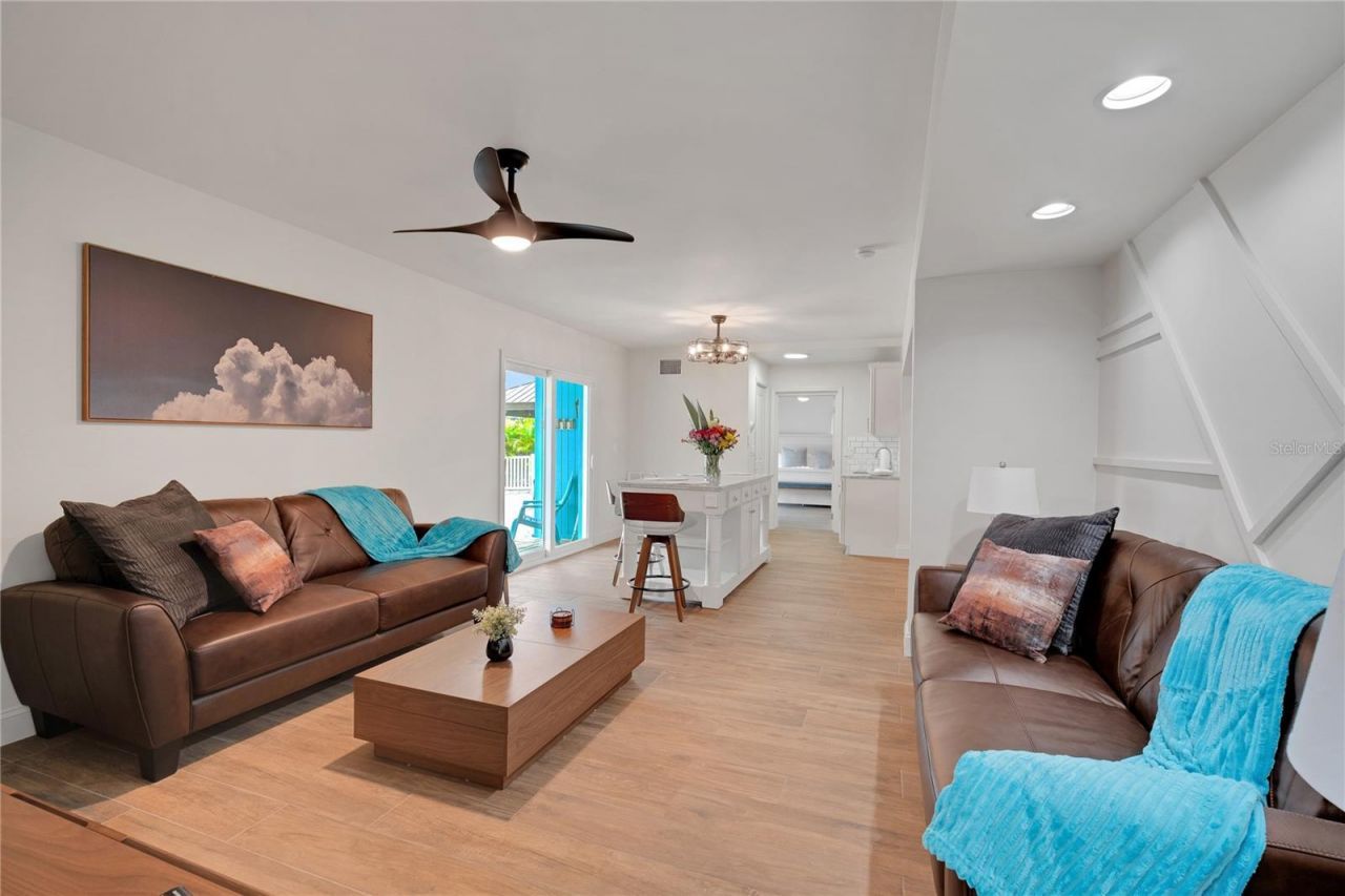 8425 Flagstone Drive, Tampa, FL 33615 Photo