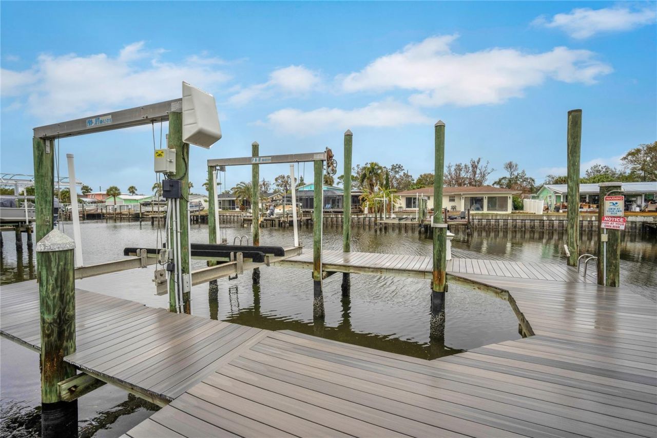 8425 Flagstone Drive, Tampa, FL 33615 Photo