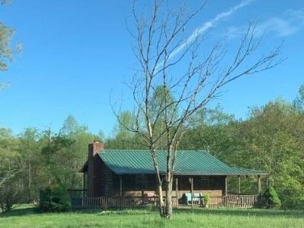 Rt 68 Rt 68/3 Rear, Harts, WV 25524