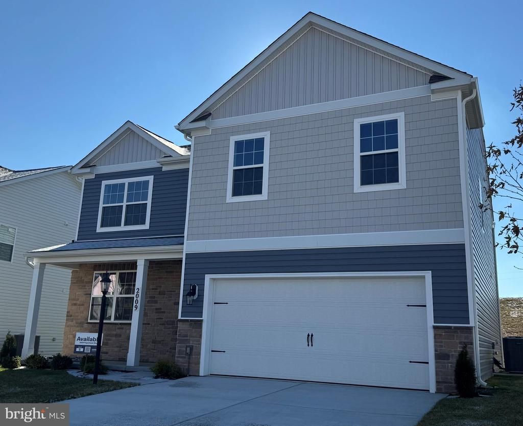 2009 PAPERBACK WAY, YORK, PA 17408