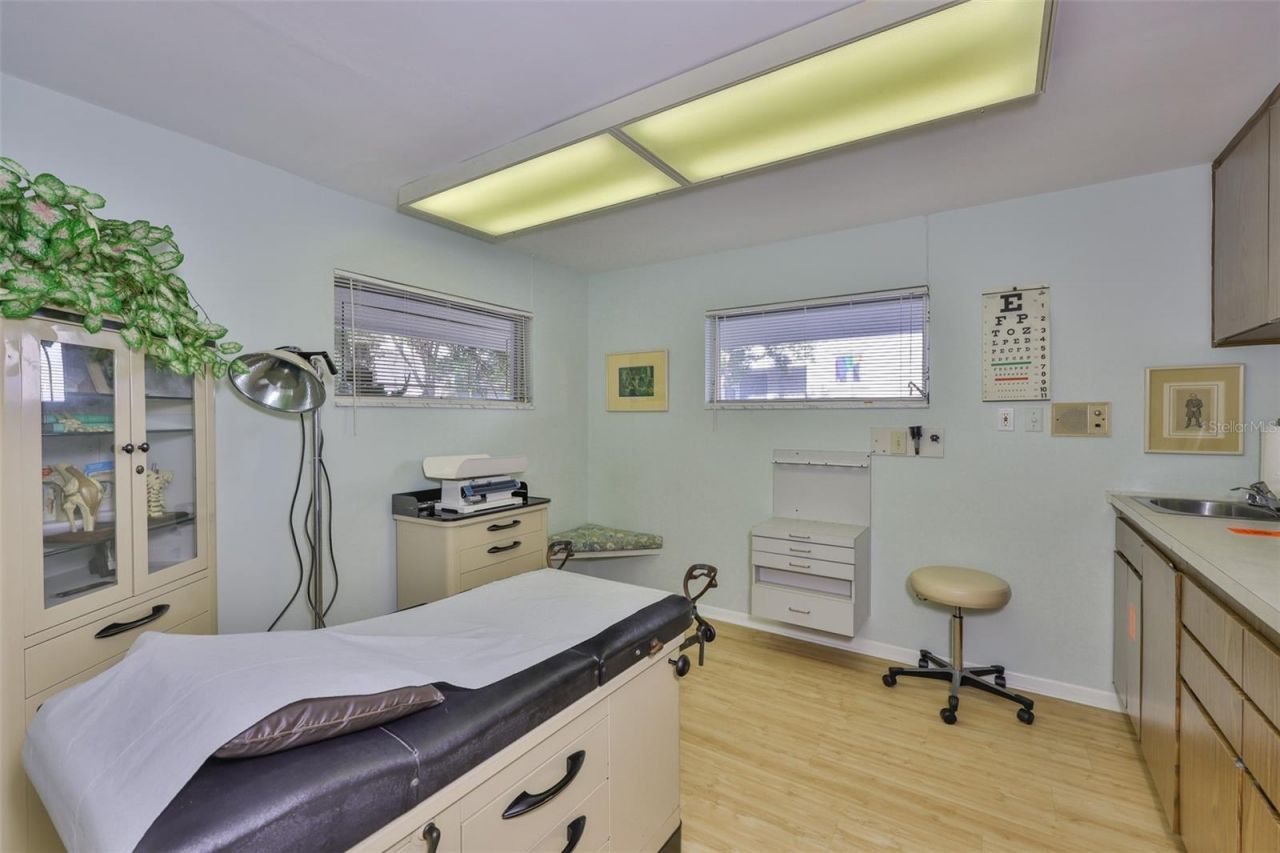 1033 7th Avenue N, Saint Petersburg, FL 33705 Photo