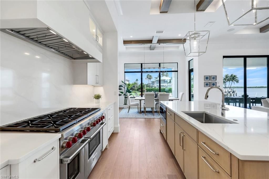 960 Iris Ct, Marco Island, FL 34145 Photo