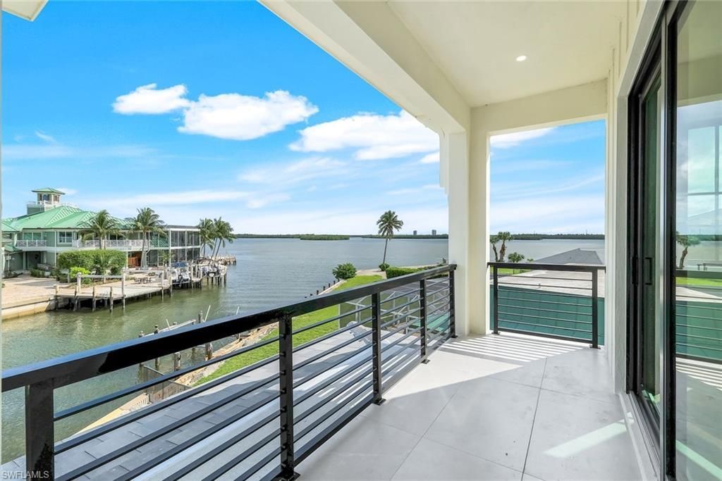 960 Iris Ct, Marco Island, FL 34145 Photo