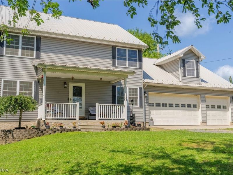 2035 Timber Road, Bergholz, OH 43908 Photo 2