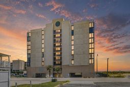 1425 S Ocean Blvd. photo 4