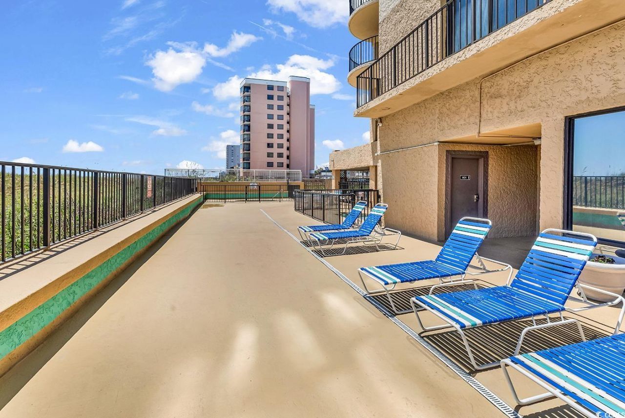 1425 S Ocean Blvd. Photo 37