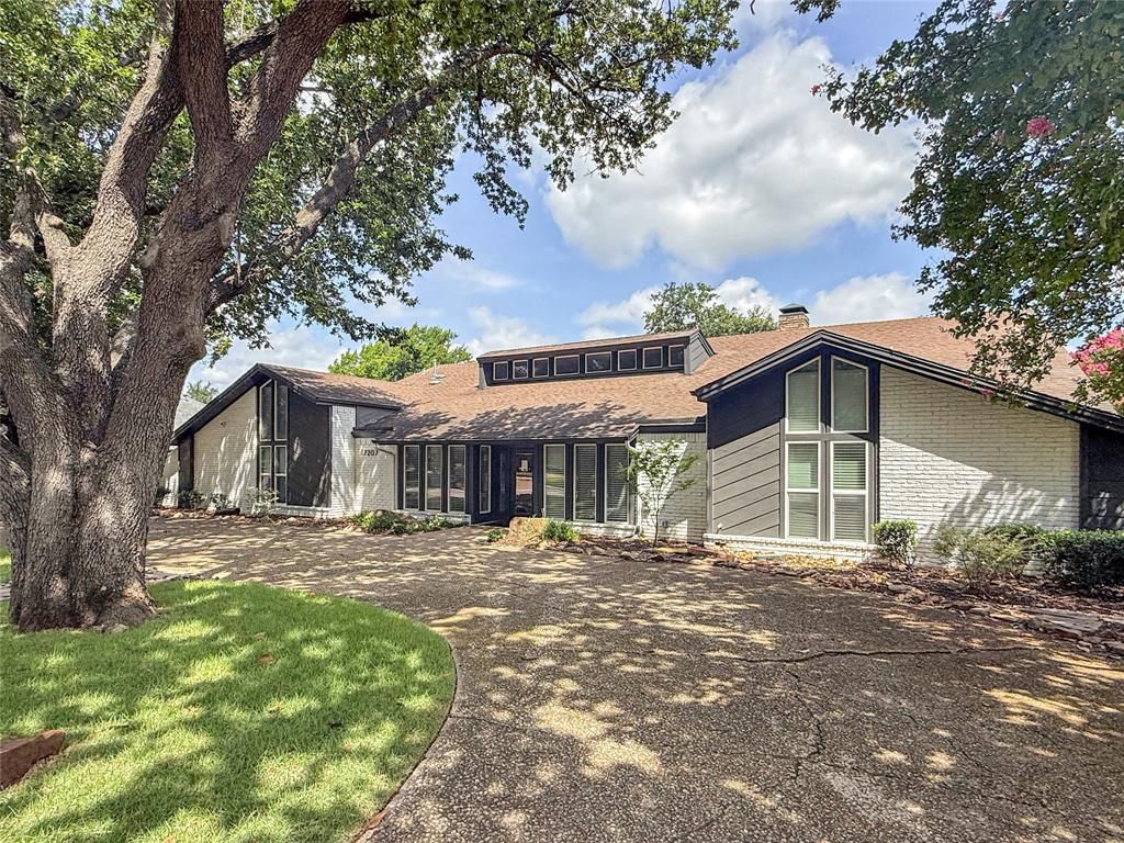 17207 Graystone Drive, Dallas, TX 75248 Main Photo