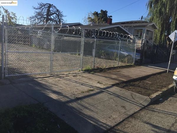 1316 83Rd Ave, Oakland, CA 94621