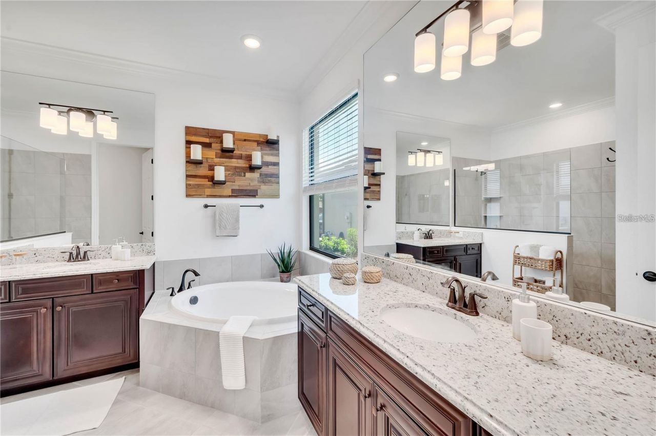 5822 Brandon Run, Bradenton, FL 34211 Photo