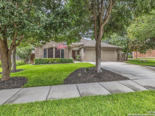 486 Enchanted Oak, New Braunfels, TX 78132