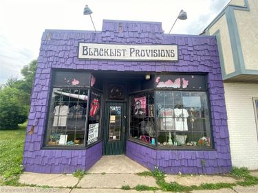 24953 Gratiot Avenue, Eastpointe, Mi 48021