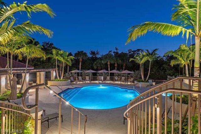 8990 Bay Colony Dr, Unit 302, Naples, FL 34108 Photo