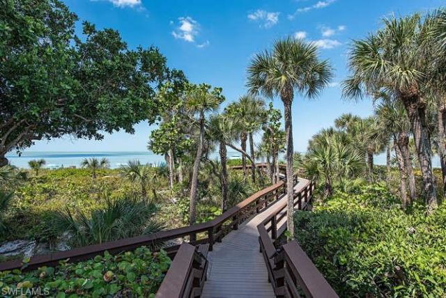 8990 Bay Colony Dr, Unit 302, Naples, FL 34108 Photo