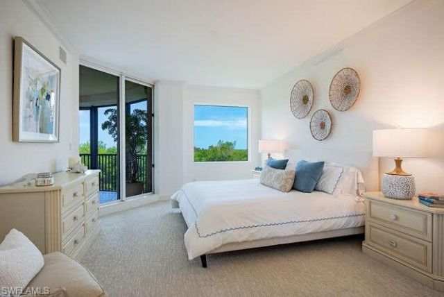 8990 Bay Colony Dr, Unit 302, Naples, FL 34108 Photo