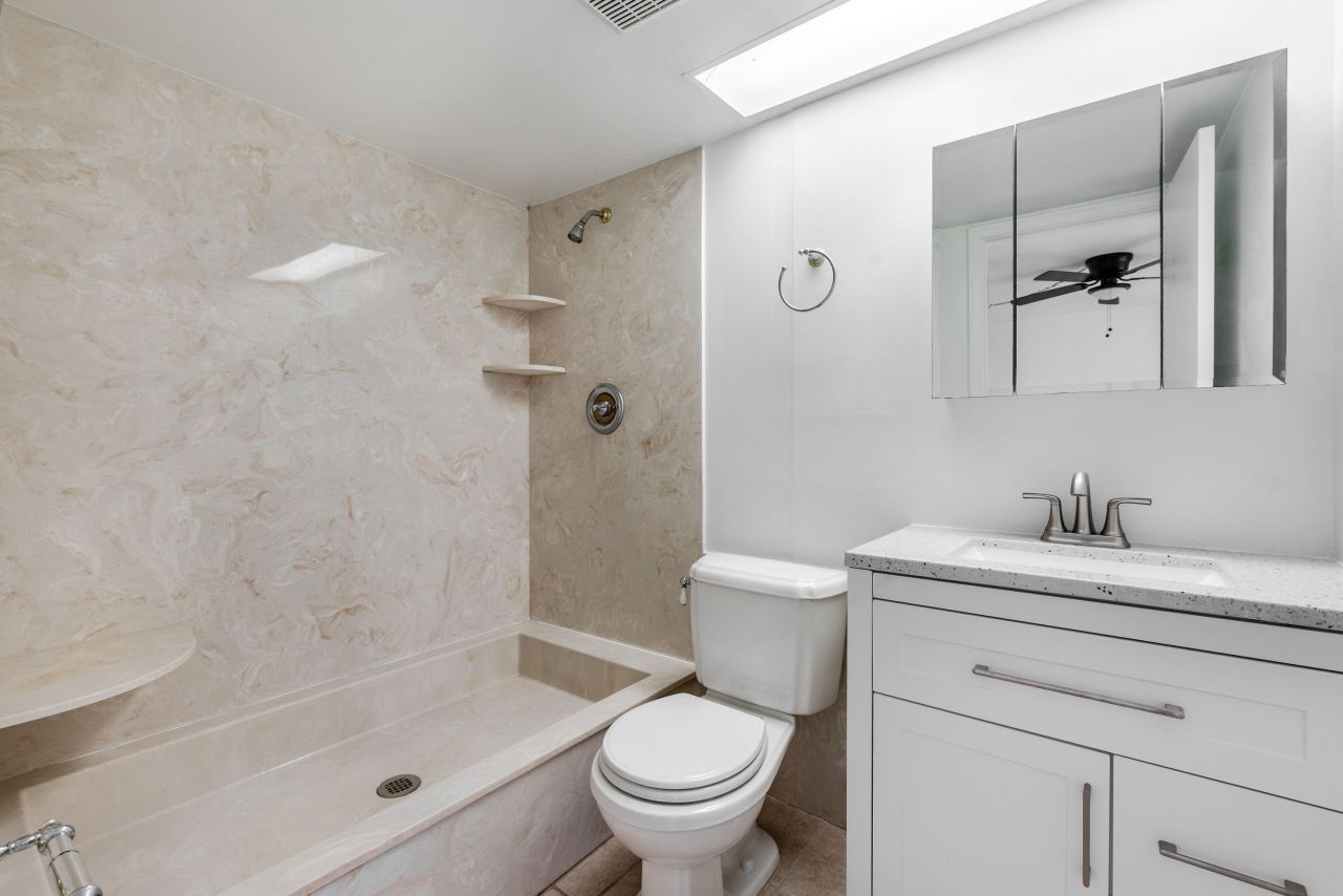471 Kirk Road, Unit D, West Palm Beach, FL 33406 Photo
