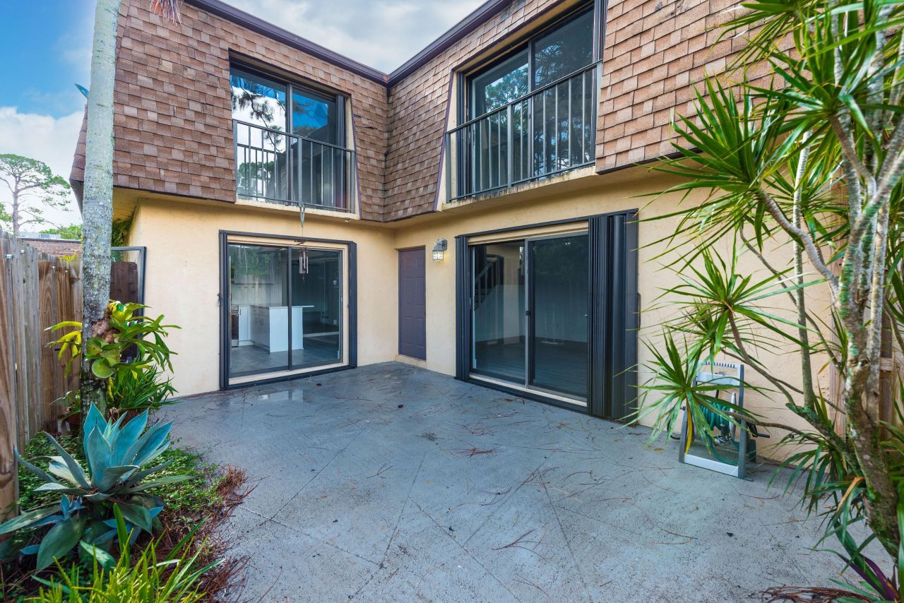 471 Kirk Road, Unit D, West Palm Beach, FL 33406 Photo