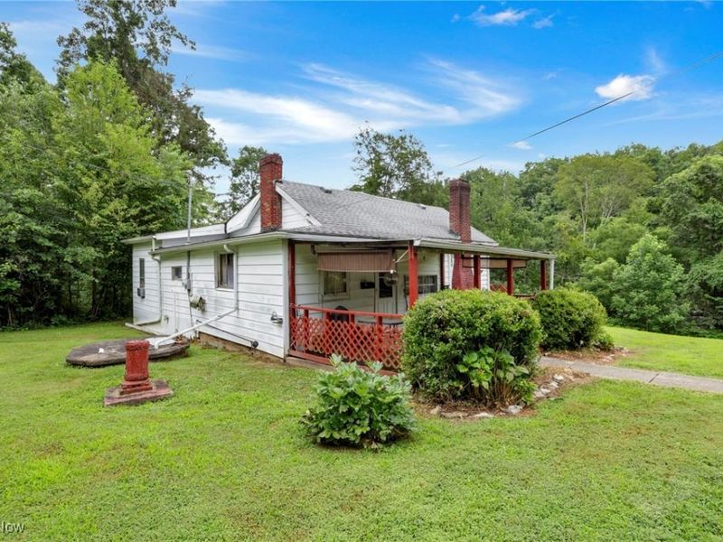 60563 Wintergreen, Senecaville, OH 43780 Photo 2