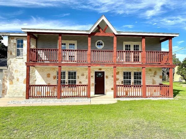 8508 Grandview DR, Jonestown, TX 78645