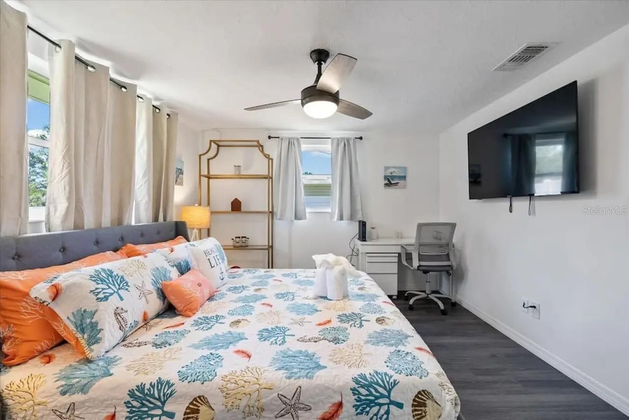 5332 Nutmeg Avenue, Sarasota, FL 34231 Photo