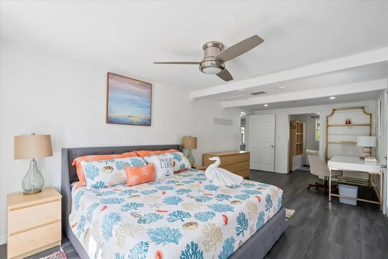 5332 Nutmeg Avenue, Sarasota, FL 34231 Photo