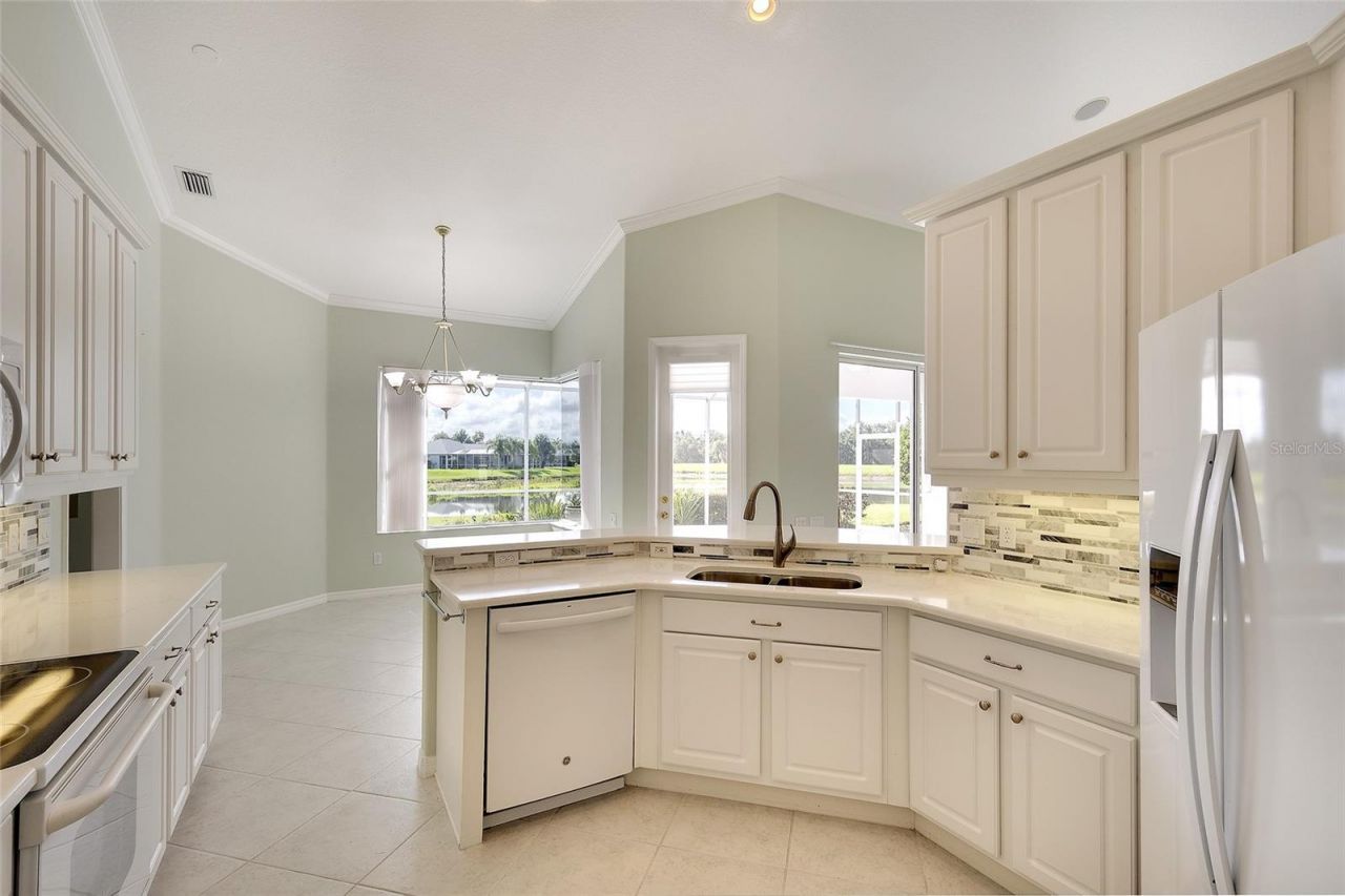 6112 90th Avenue Circle E, Parrish, FL 34219 Photo