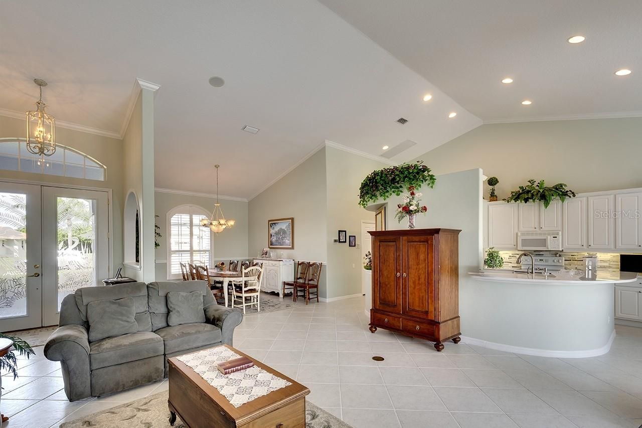 6112 90th Avenue Circle E, Parrish, FL 34219 Photo