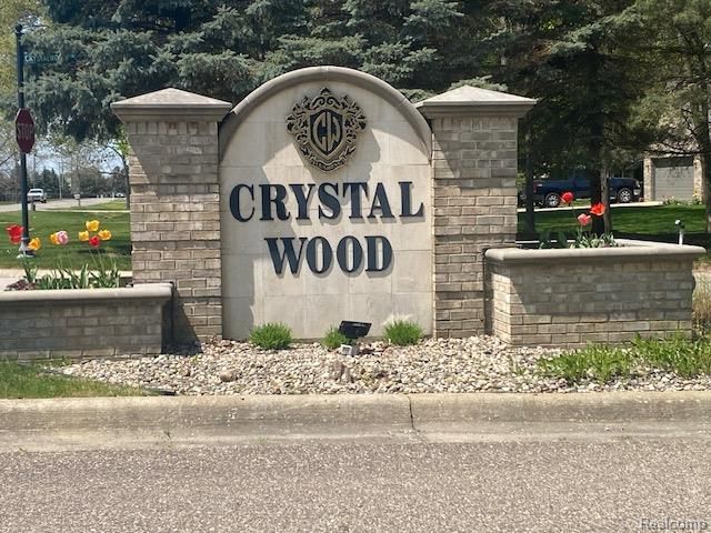 60 Emeraldwood Trail, Flint Township, MI 48433 Main Photo